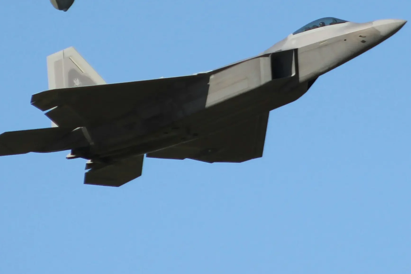 f22 fighter jet cost