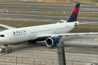 delta airlines mechanic salary